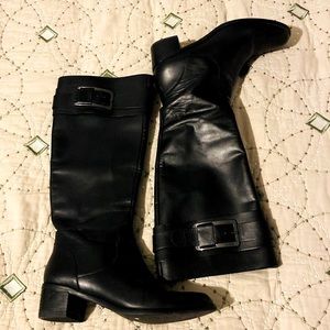 TAHARI BOOTS